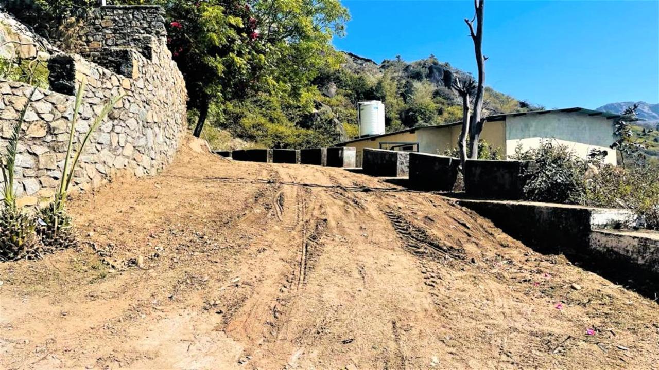 مبيت وإفطار Shikhar Bunglow - A Stunning Valley View Bungalow In مونت ابو المظهر الخارجي الصورة
