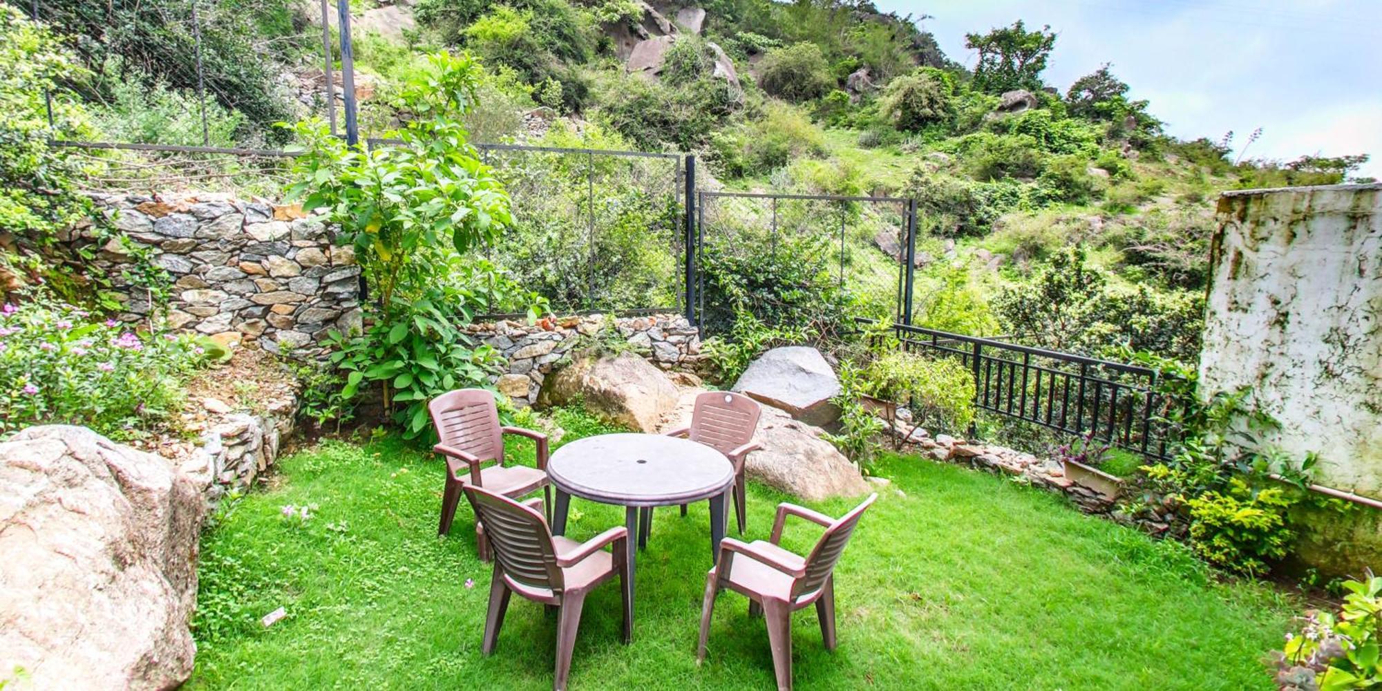 مبيت وإفطار Shikhar Bunglow - A Stunning Valley View Bungalow In مونت ابو المظهر الخارجي الصورة